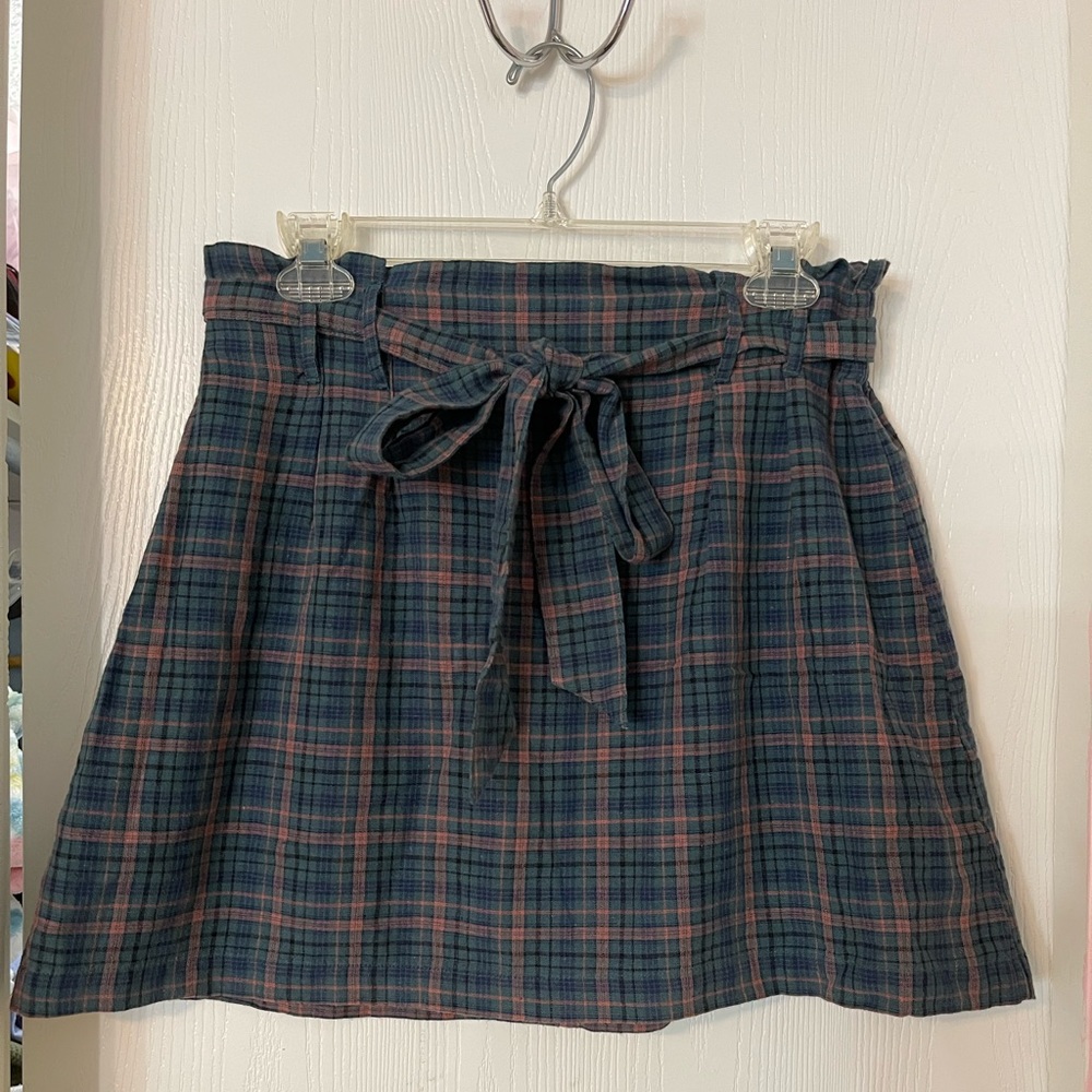 American Eagle Paperbag Waist Short Skirt M Green Plaid Cotton